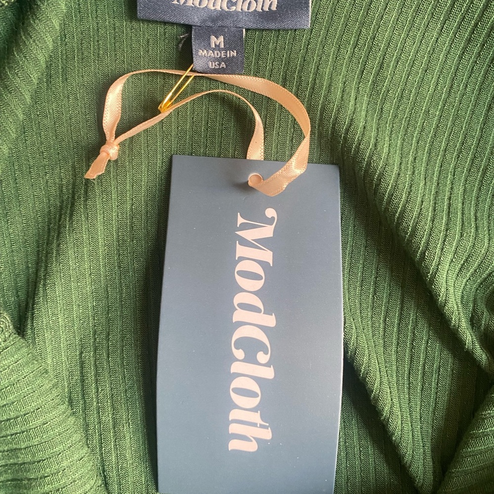Modcloth Green Backless Ribbed Dress - Picture 4 of 8